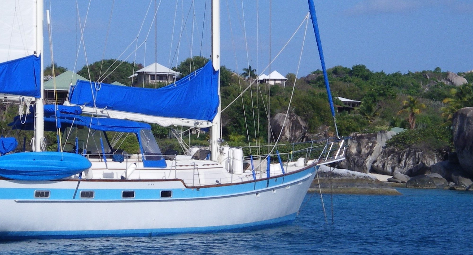 yacht charter brokers motor boats and sailing charters